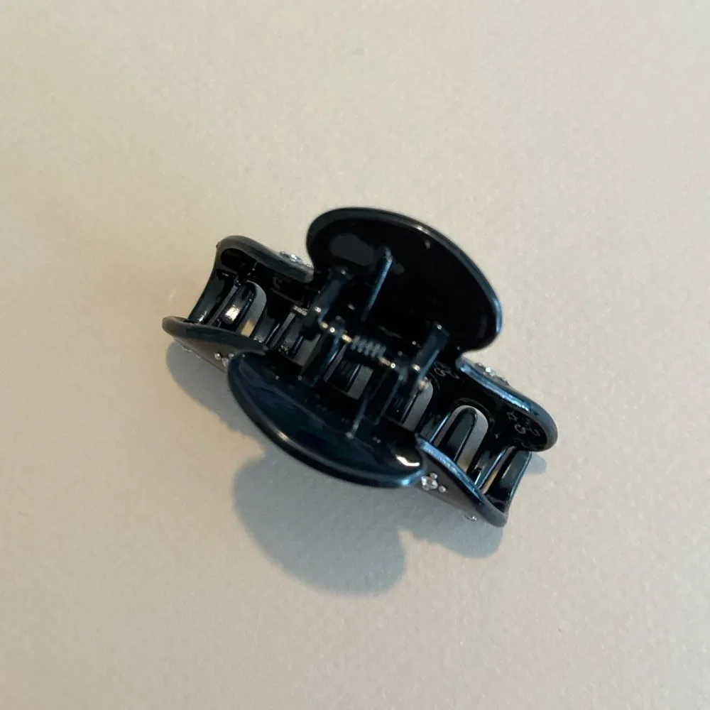 Black Hair Claw Clip N1504 - Picture 4 of 4